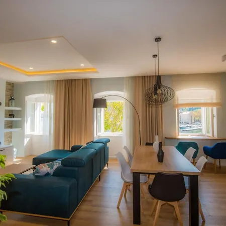 Luxury Paula Apartment Bakar